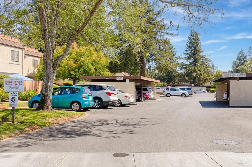 1764 Las Raposas Court Santa Rosa, CA 95409
