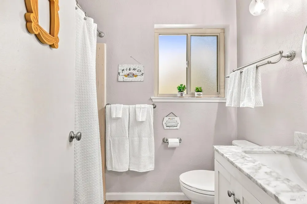 1764 Las Raposas Court Santa Rosa, CA 95409