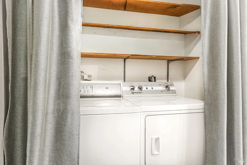 1764 Las Raposas Court Santa Rosa, CA 95409