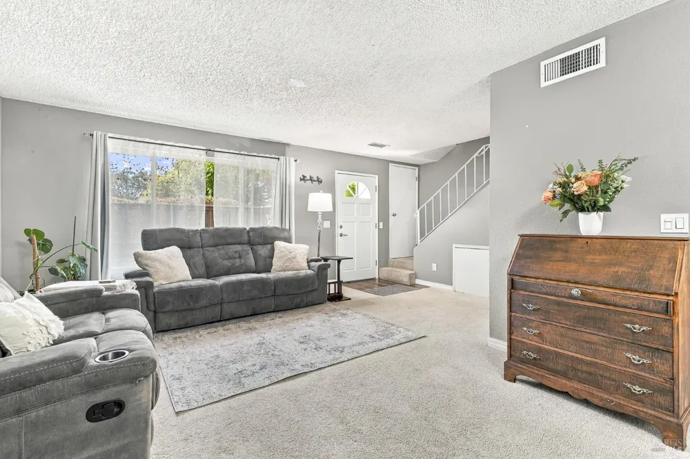 1764 Las Raposas Court Santa Rosa, CA 95409