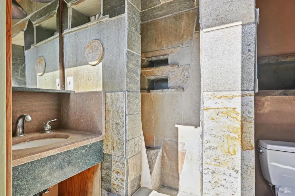 350 Ocean Parkway Bolinas, CA 94924