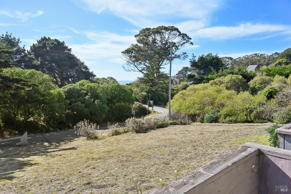 350 Ocean Parkway Bolinas, CA 94924