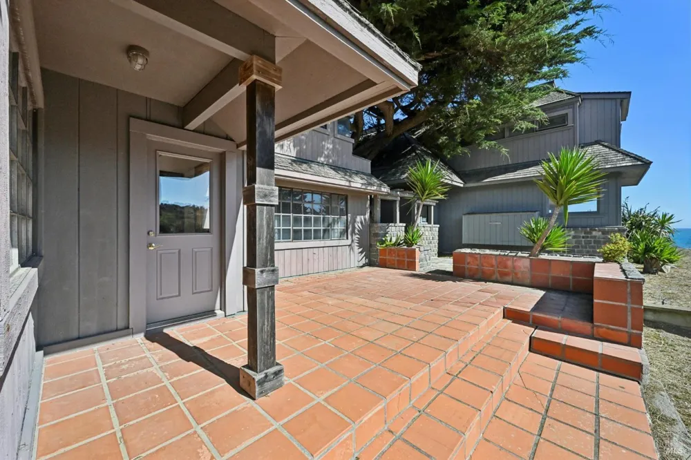 350 Ocean Parkway Bolinas, CA 94924