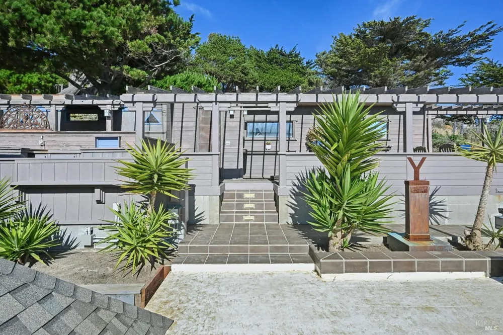350 Ocean Parkway Bolinas, CA 94924