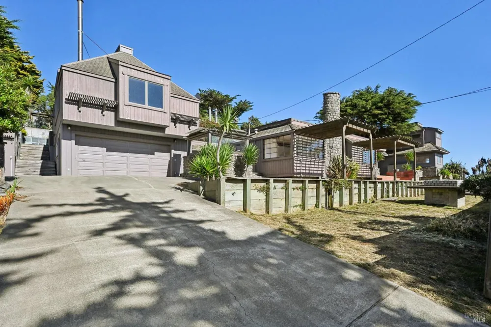 350 Ocean Parkway Bolinas, CA 94924