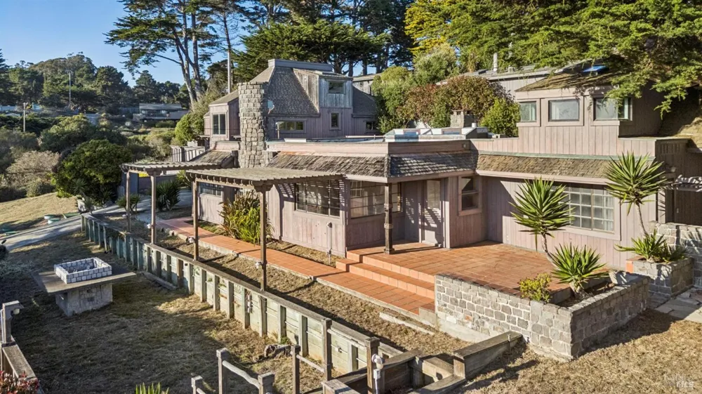 350 Ocean Parkway Bolinas, CA 94924
