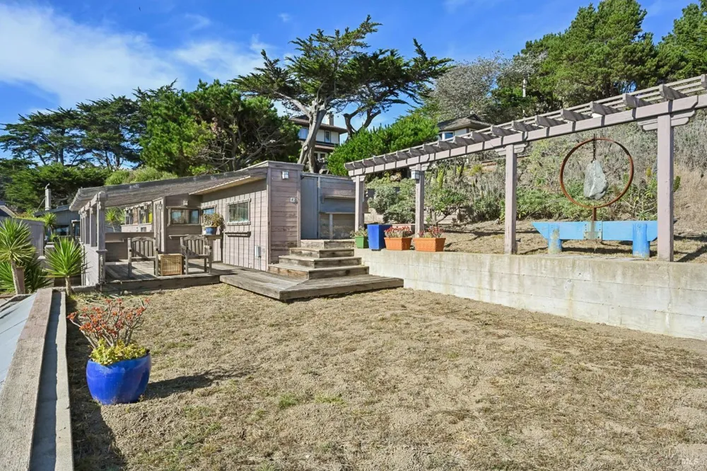350 Ocean Parkway Bolinas, CA 94924