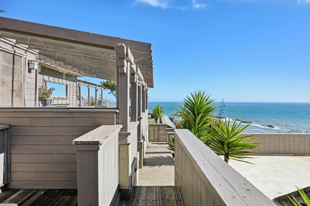 350 Ocean Parkway Bolinas, CA 94924