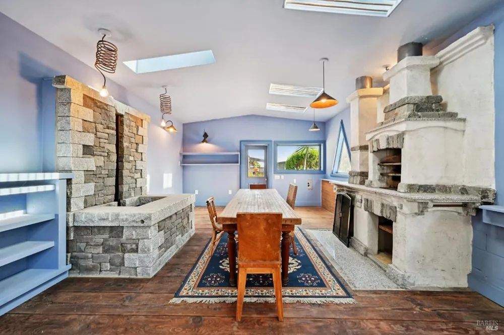 350 Ocean Parkway Bolinas, CA 94924