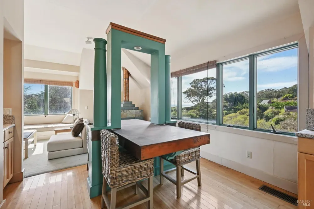 350 Ocean Parkway Bolinas, CA 94924