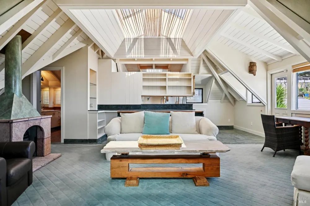 350 Ocean Parkway Bolinas, CA 94924