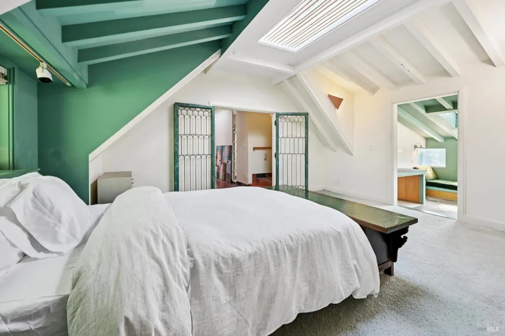 350 Ocean Parkway Bolinas, CA 94924