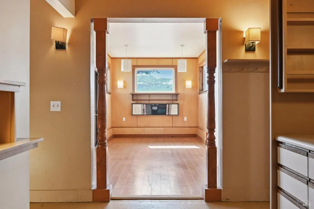 350 Ocean Parkway Bolinas, CA 94924