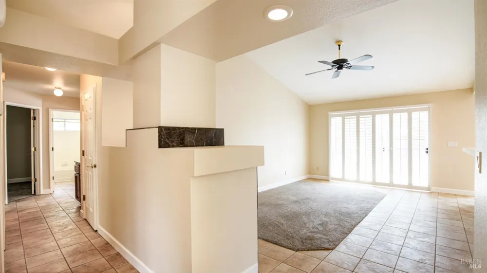 596 Rambleton Drive Vacaville, CA 95688