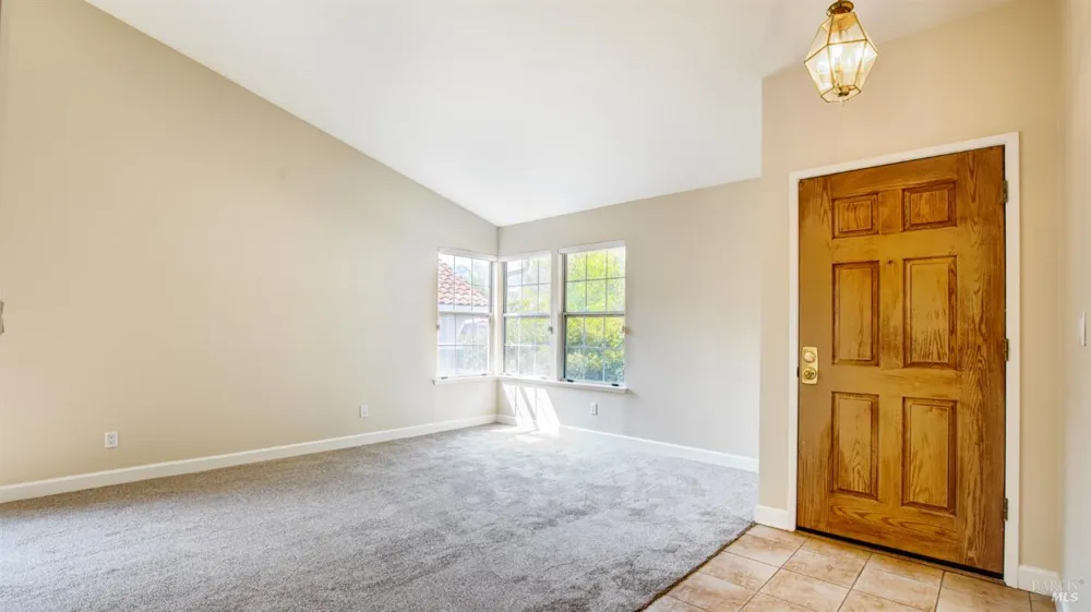 596 Rambleton Drive Vacaville, CA 95688