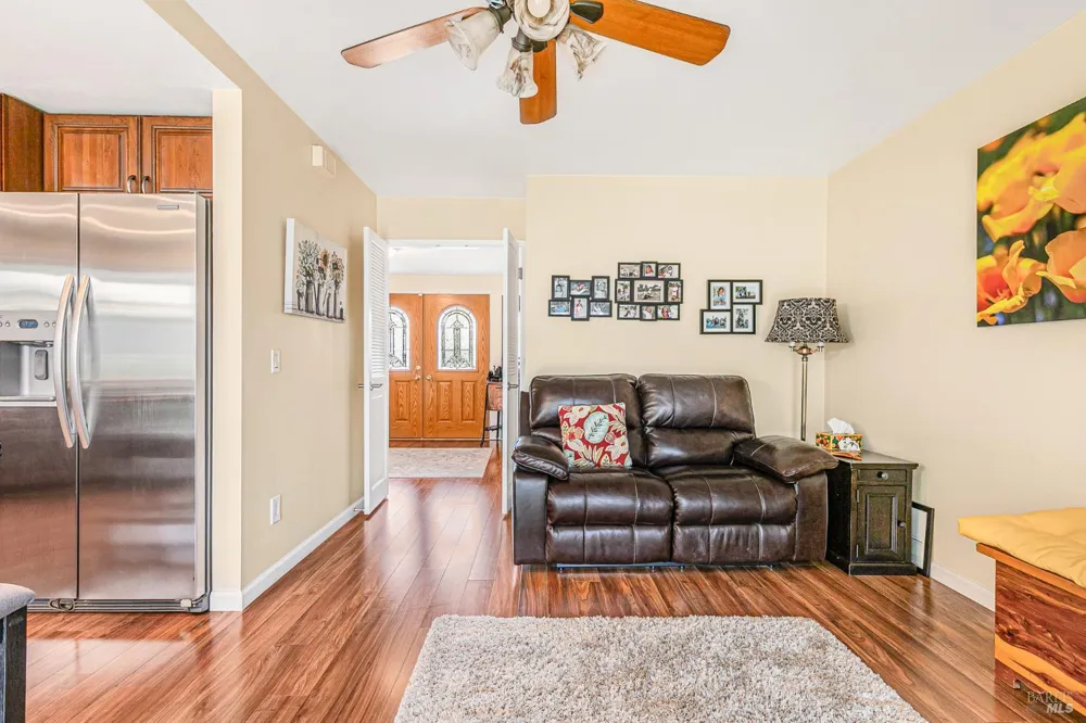 7125 Fairfield Drive Santa Rosa, CA 95409