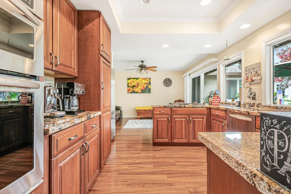 7125 Fairfield Drive Santa Rosa, CA 95409