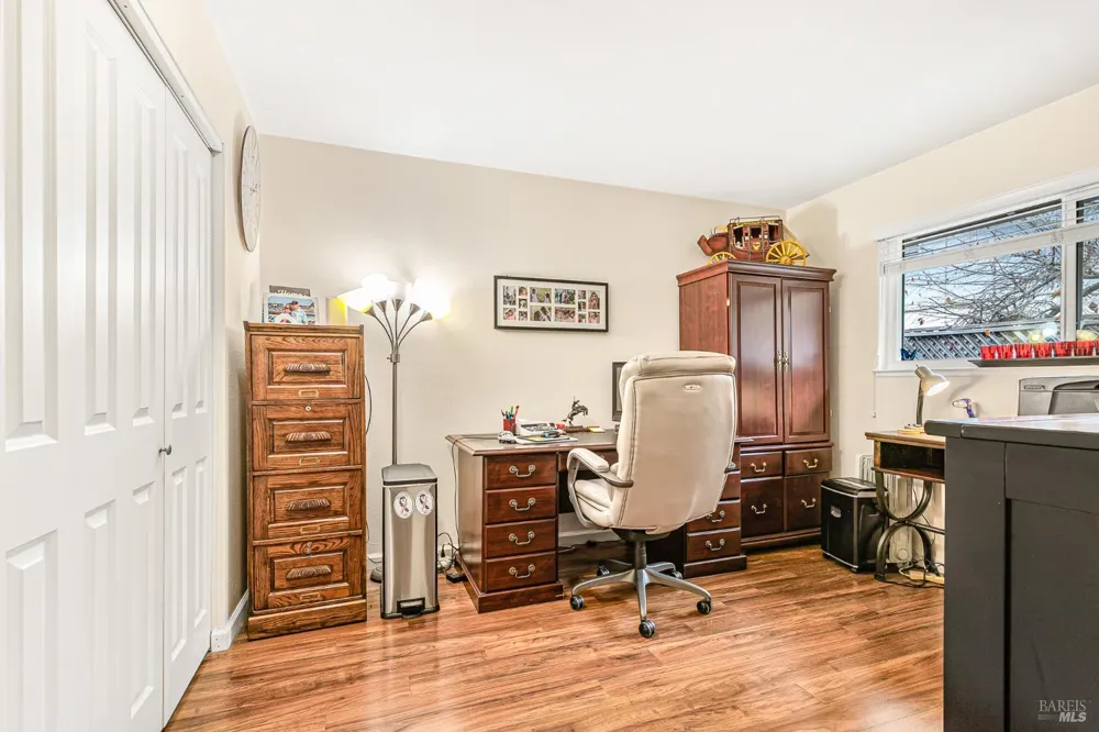 7125 Fairfield Drive Santa Rosa, CA 95409
