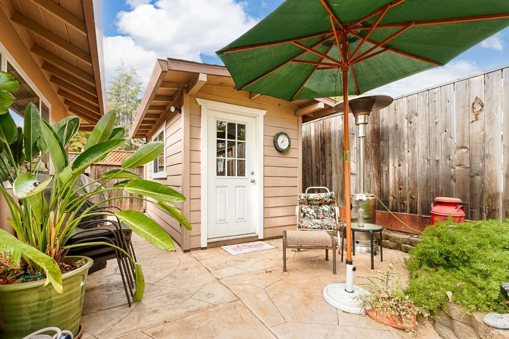 7125 Fairfield Drive Santa Rosa, CA 95409