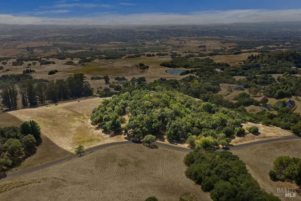 4663 Hillsborough Drive Petaluma, CA 94954