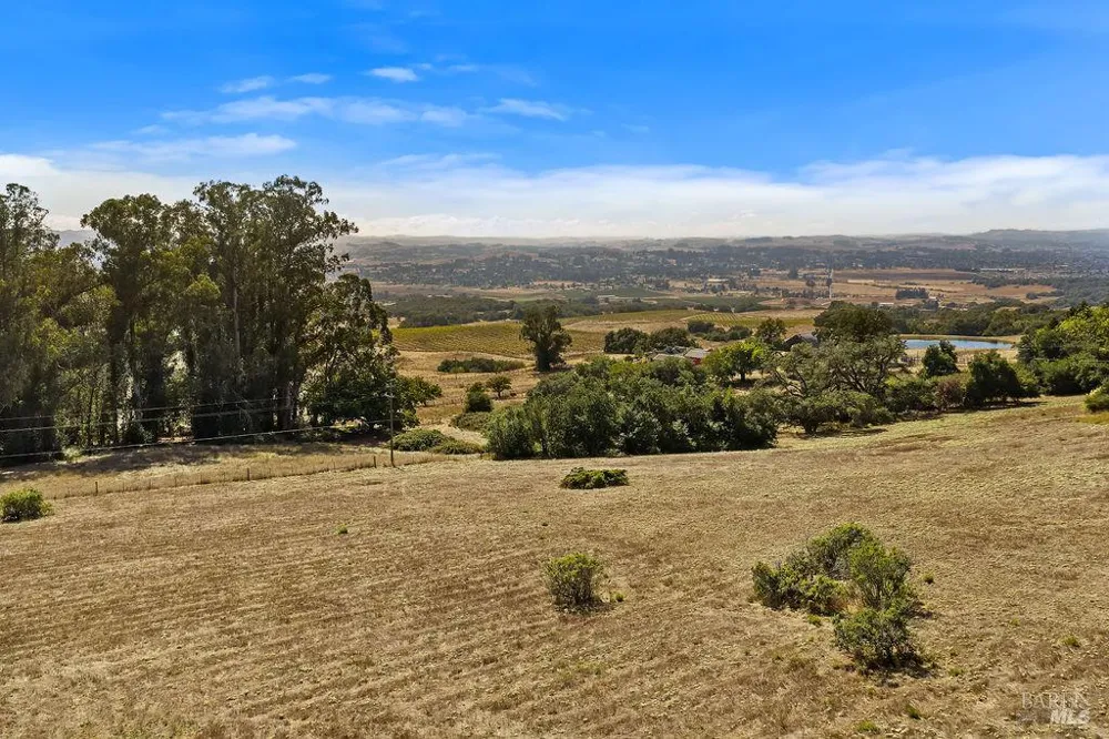 4663 Hillsborough Drive Petaluma, CA 94954