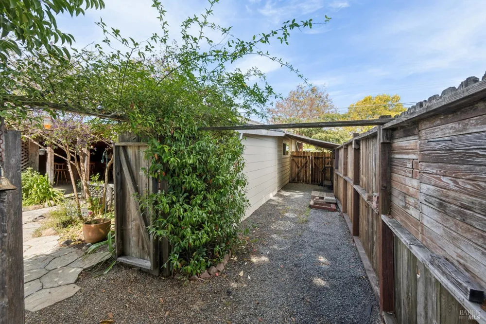 412 Cortez Drive Petaluma, CA 94954