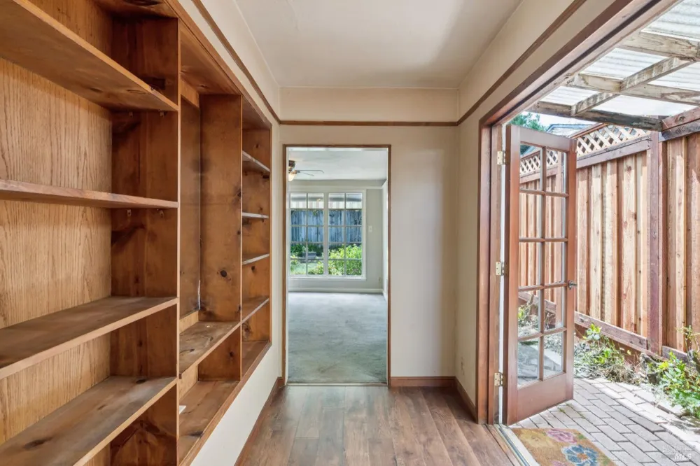 412 Cortez Drive Petaluma, CA 94954