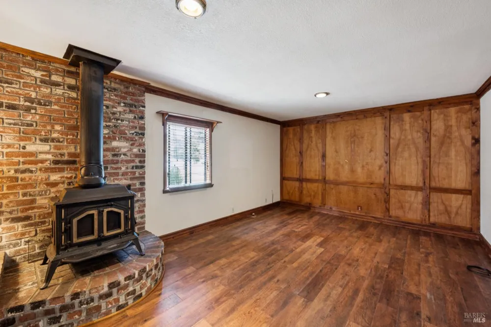 412 Cortez Drive Petaluma, CA 94954