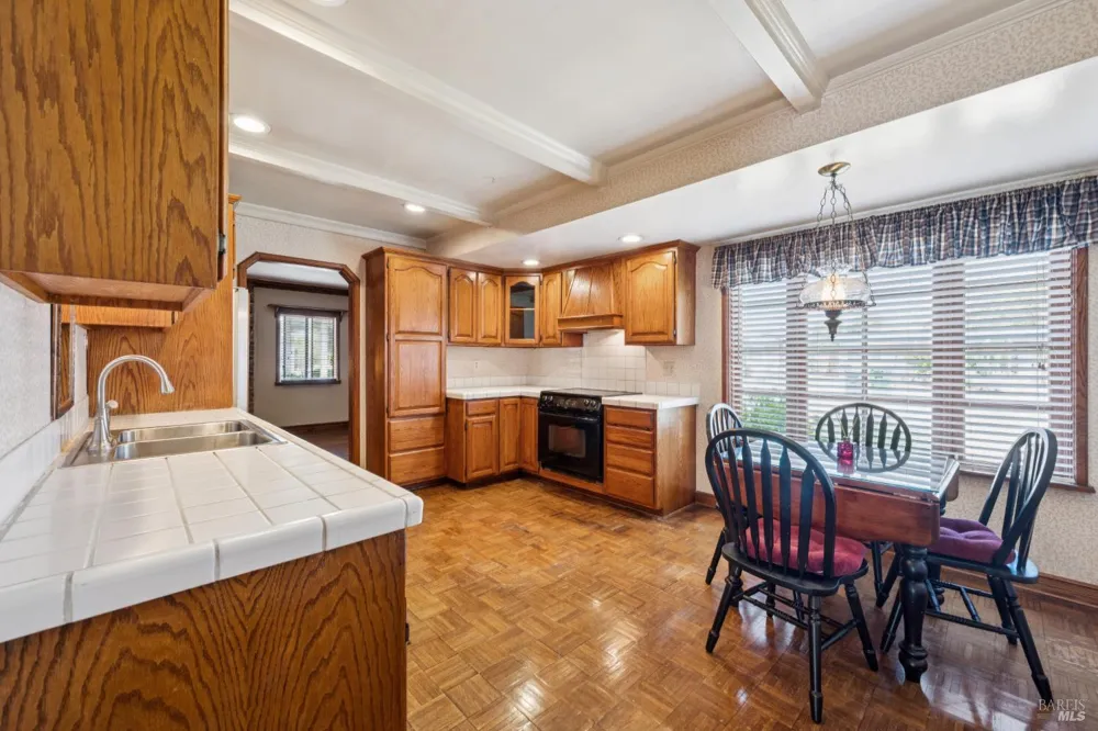 412 Cortez Drive Petaluma, CA 94954