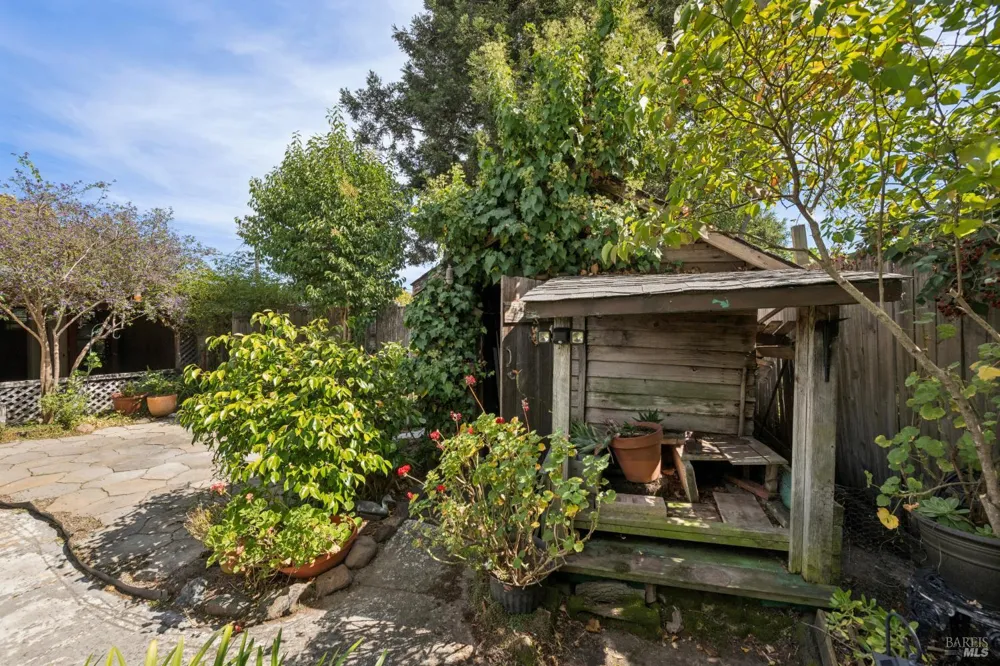 412 Cortez Drive Petaluma, CA 94954