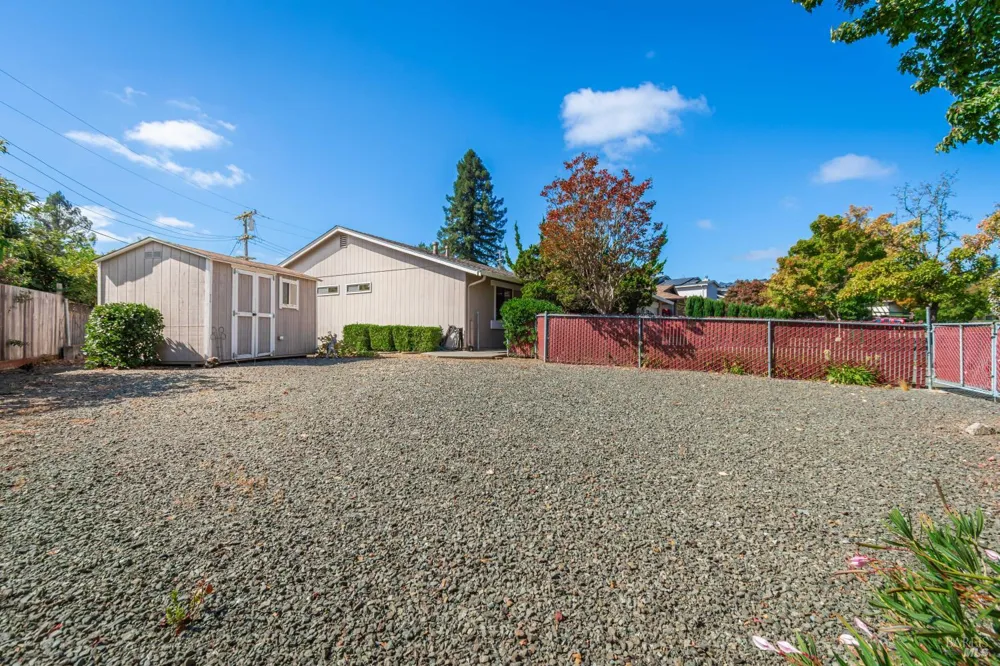 3511 Sandybrook Lane Napa, CA 94558