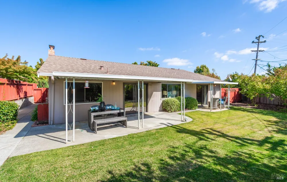 3511 Sandybrook Lane Napa, CA 94558