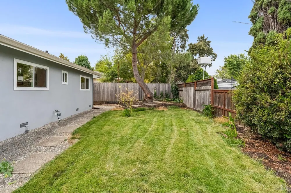 534 Rowland Boulevard Novato, CA 94947