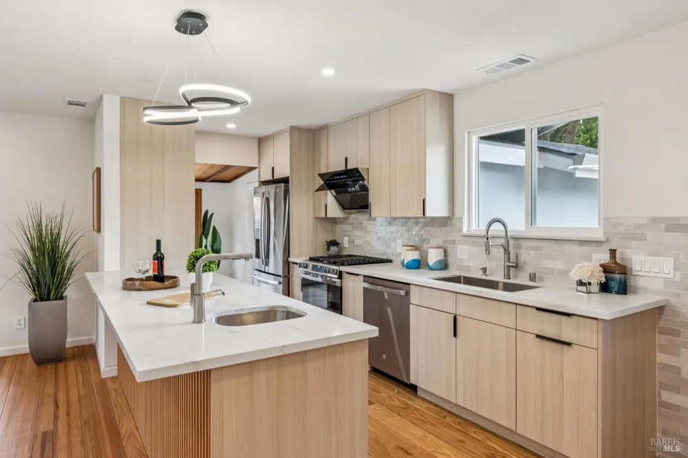 534 Rowland Boulevard Novato, CA 94947