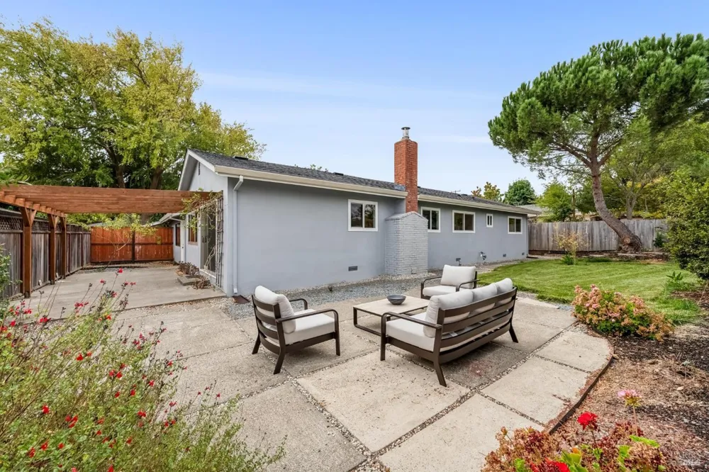 534 Rowland Boulevard Novato, CA 94947