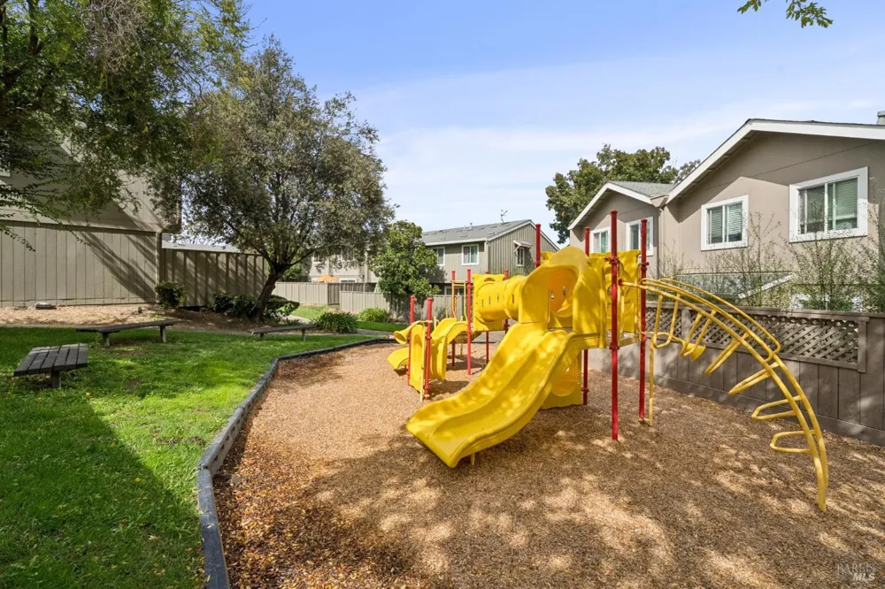 1263 Valley Oak Court ##D Novato, CA 94947