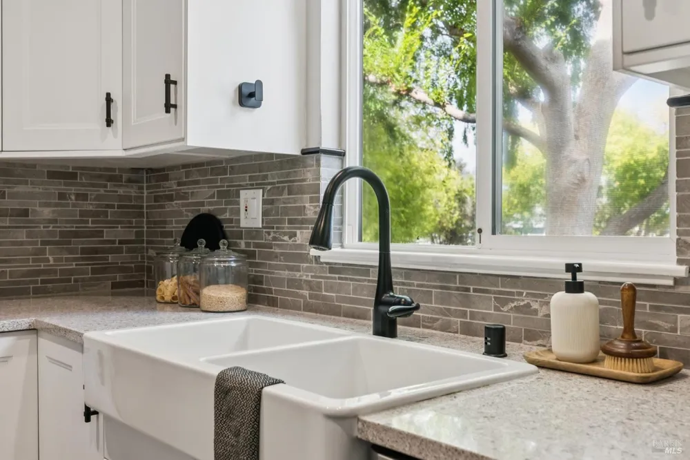 1263 Valley Oak Court ##D Novato, CA 94947