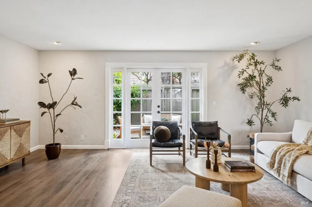 1263 Valley Oak Court ##D Novato, CA 94947