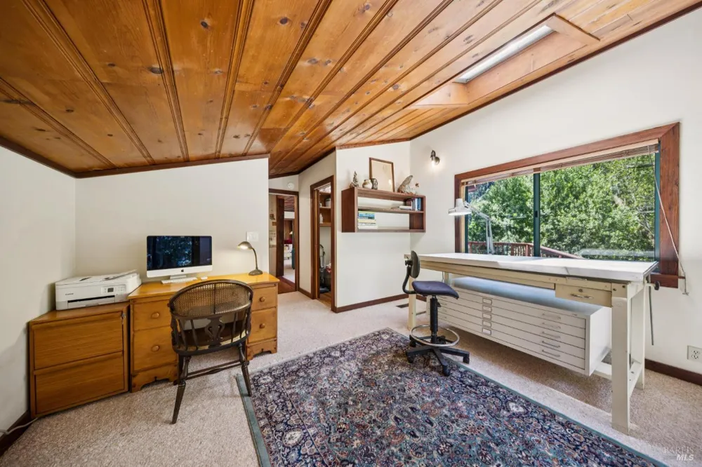 30 Escondida Lane Lagunitas, CA 94938
