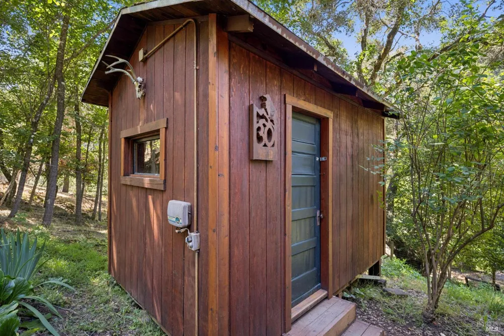 30 Escondida Lane Lagunitas, CA 94938