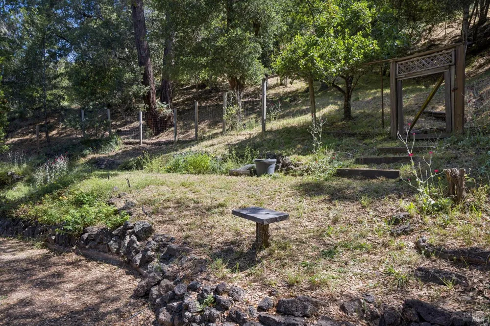 30 Escondida Lane Lagunitas, CA 94938