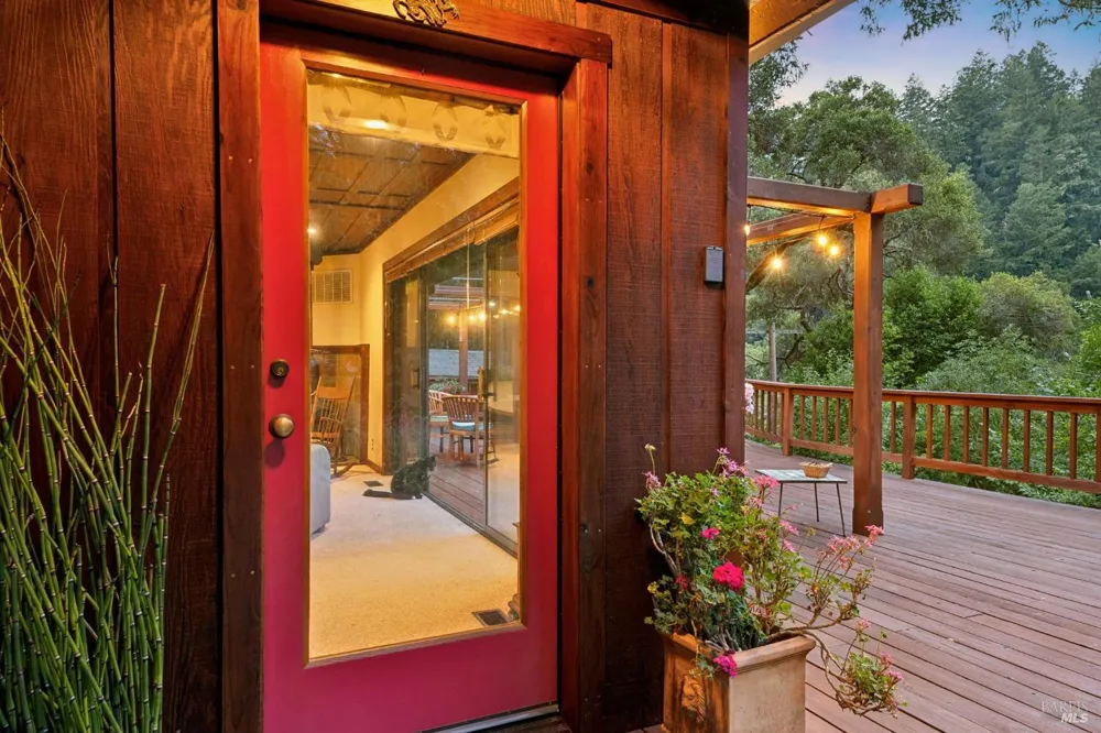 30 Escondida Lane Lagunitas, CA 94938