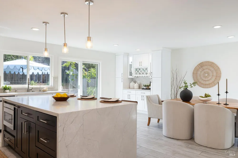 704 Montclair Drive Santa Rosa, CA 95409