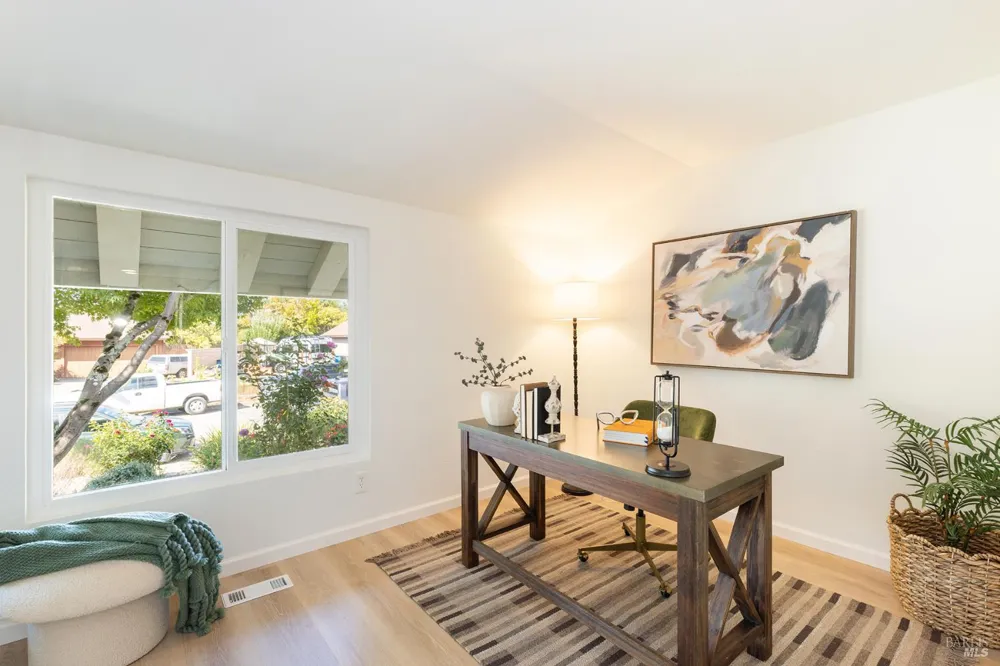 704 Montclair Drive Santa Rosa, CA 95409