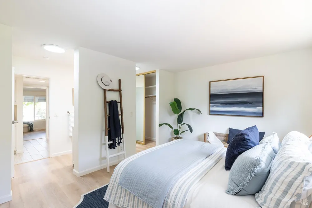 704 Montclair Drive Santa Rosa, CA 95409