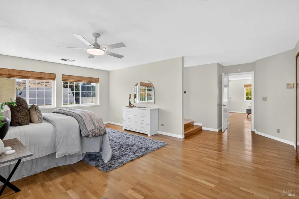 860 Hanlon Way Benicia, CA 94510