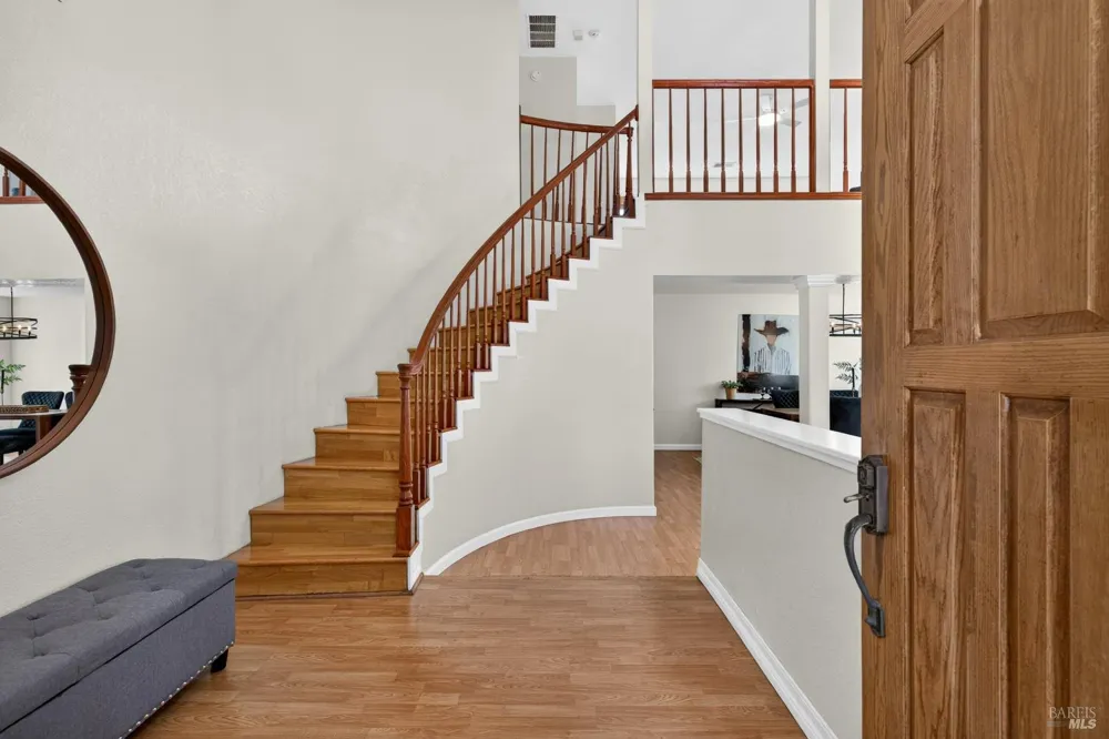 860 Hanlon Way Benicia, CA 94510