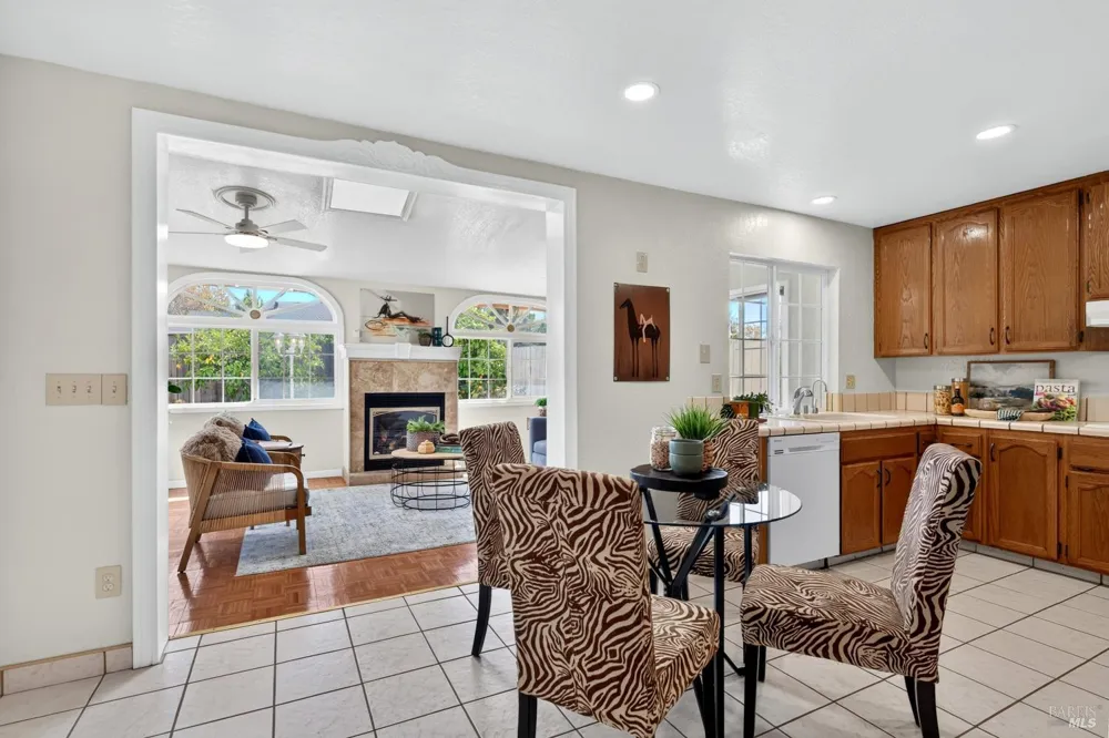 860 Hanlon Way Benicia, CA 94510