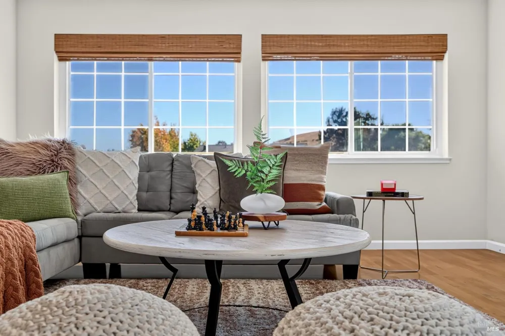 860 Hanlon Way Benicia, CA 94510