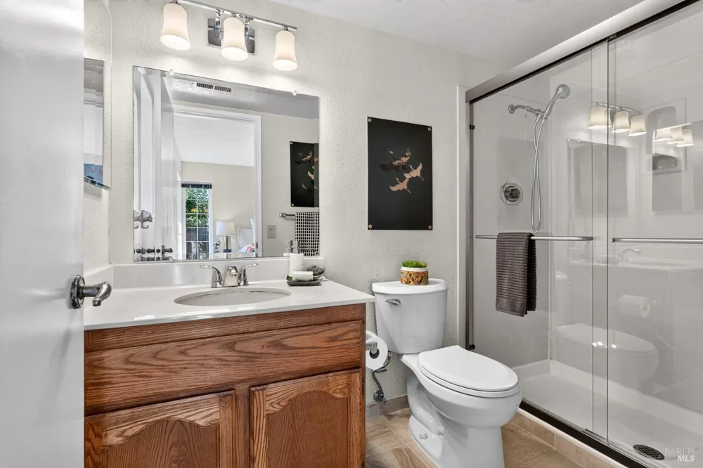 860 Hanlon Way Benicia, CA 94510